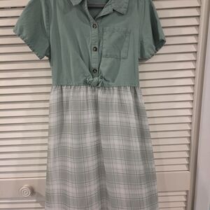 wonder nation Sage Green Tie-Front Plaid Casual Dress